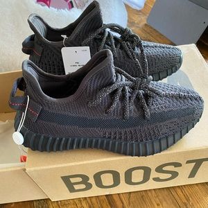 Adidas Yeezy Boost 350. Black